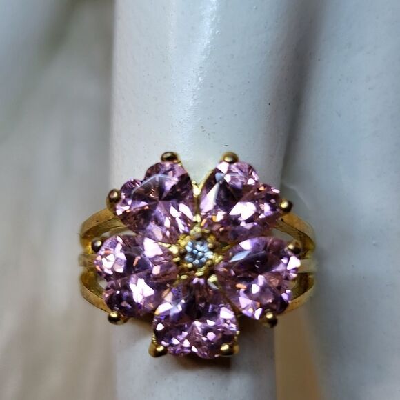 Gold & pink crystal flower 🌼 ring sz 7 - Picture 2 of 5